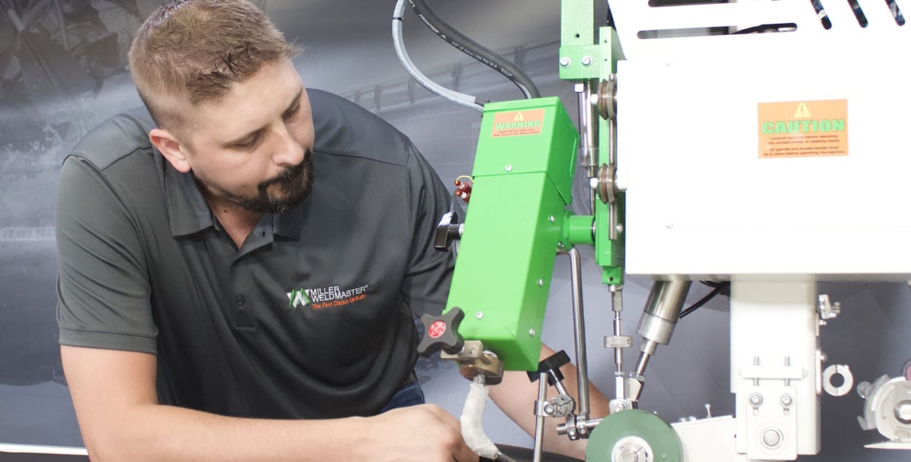 전체 너비 동영상 이미지